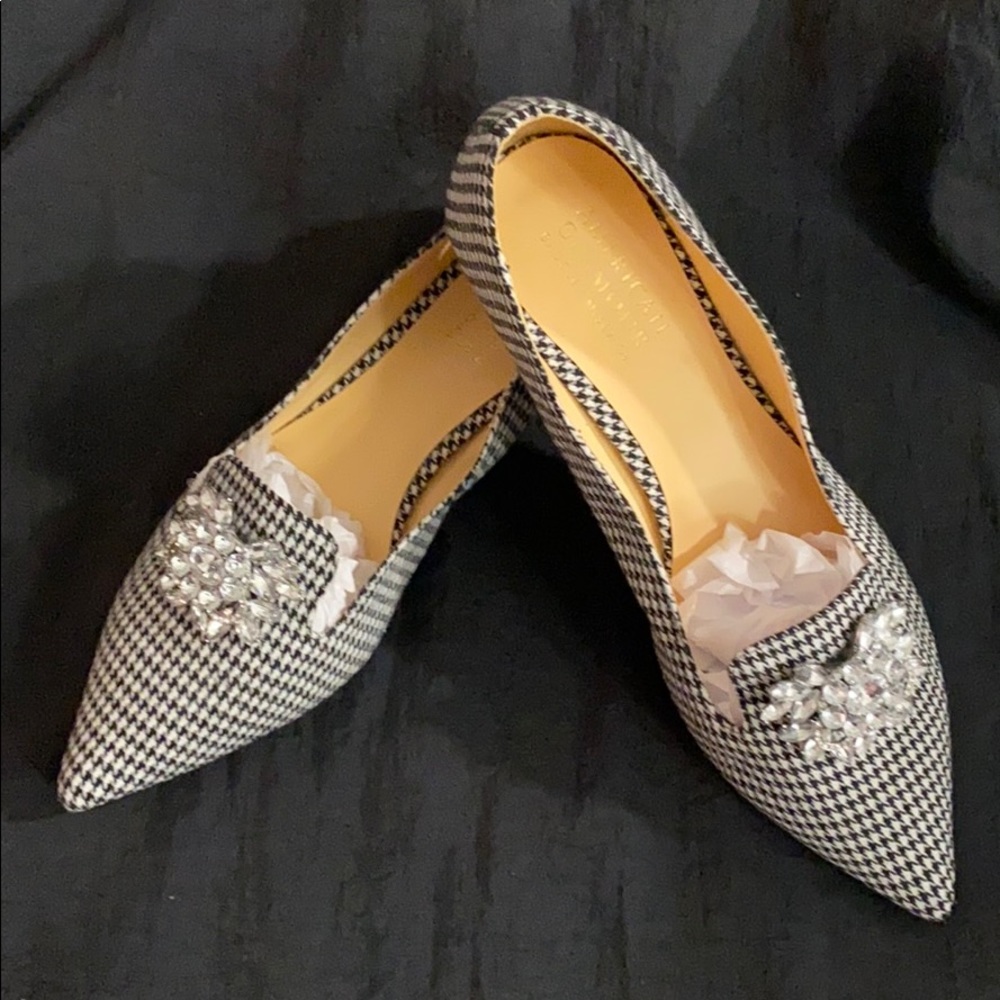 American Glamour Badgley Mischka Women’s Flats